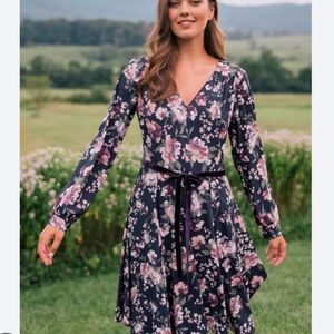 Floral V-Neck Long Sleeve Dress Rosalina